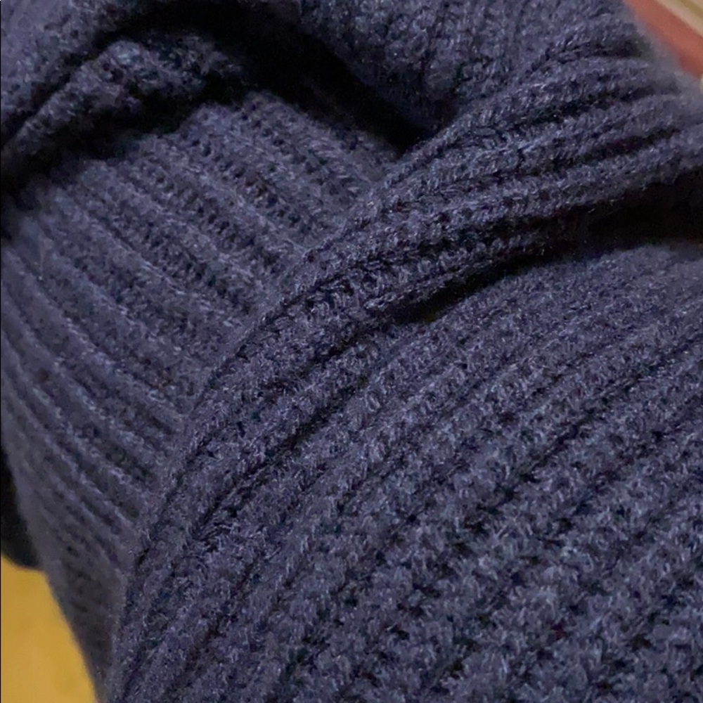 Sweater - Picture 3 of 3